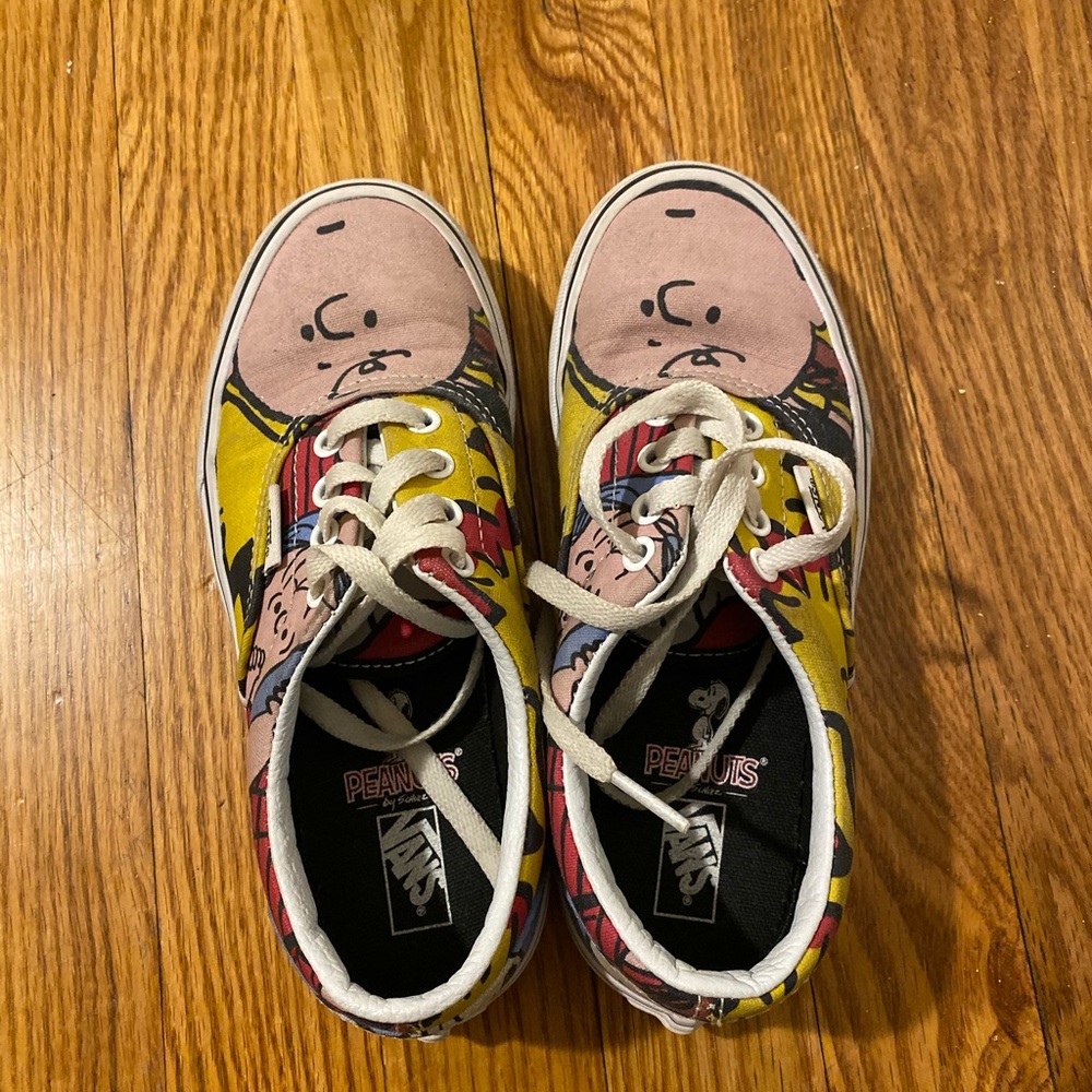 Shoes - Picture 2 of 5